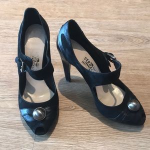 Ferragamo Black Mary Jane Heels Sz 9